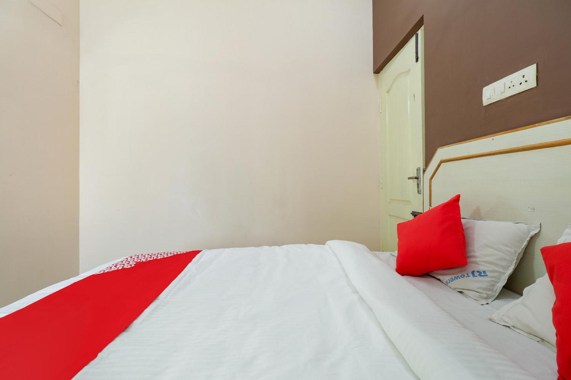 Super Hotel O Rj Tower Tallakulam Exterior photo